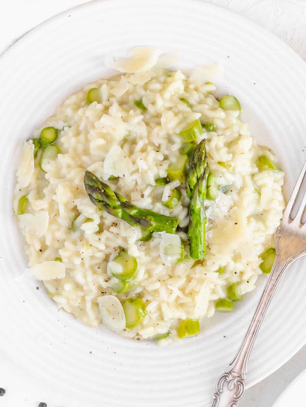 Asparagus Risotto With Creamy Parmesan and Tender Asparagus
