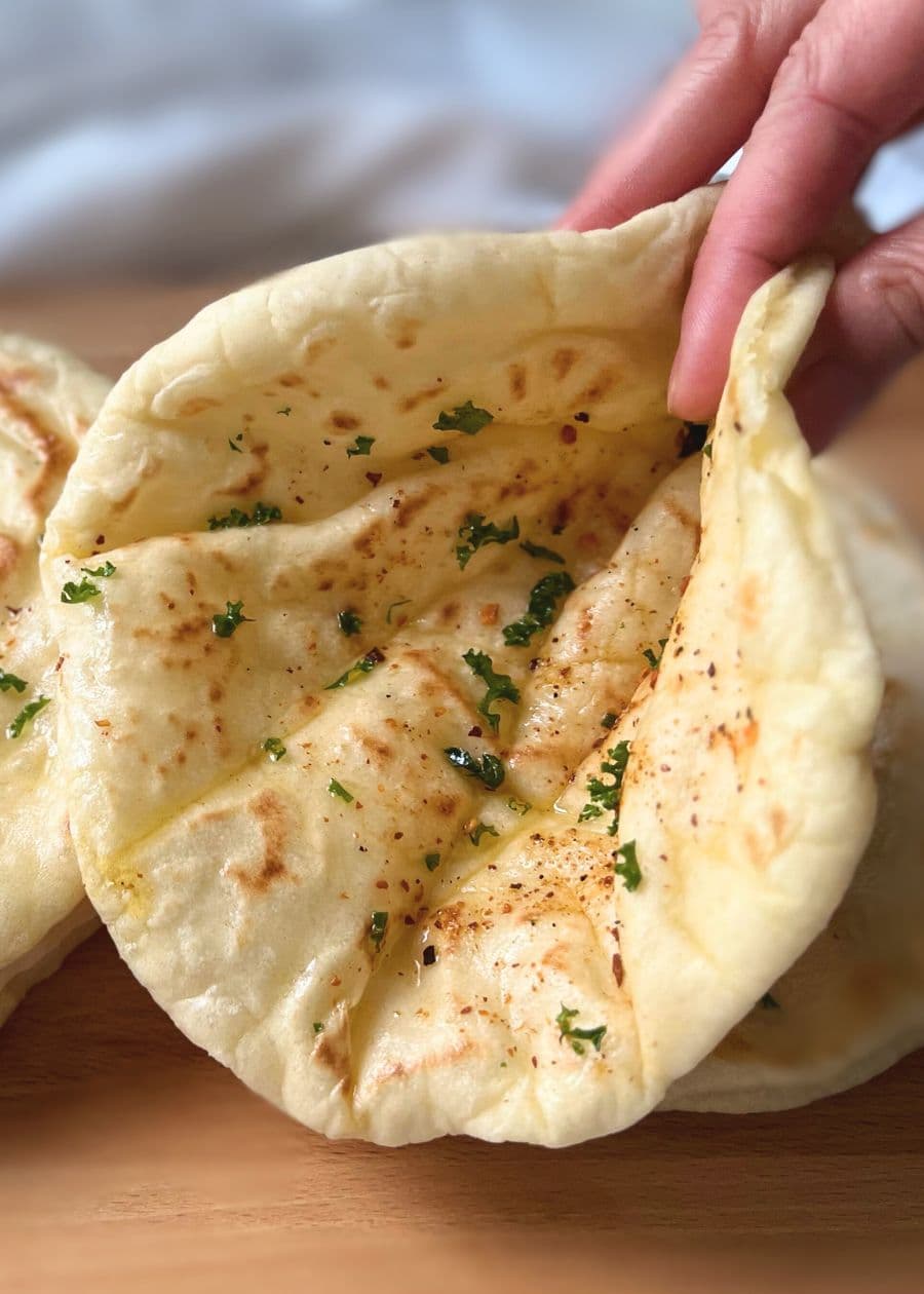 Easy Turkish Bread (Bazlama) with a Puffy Hollow Center